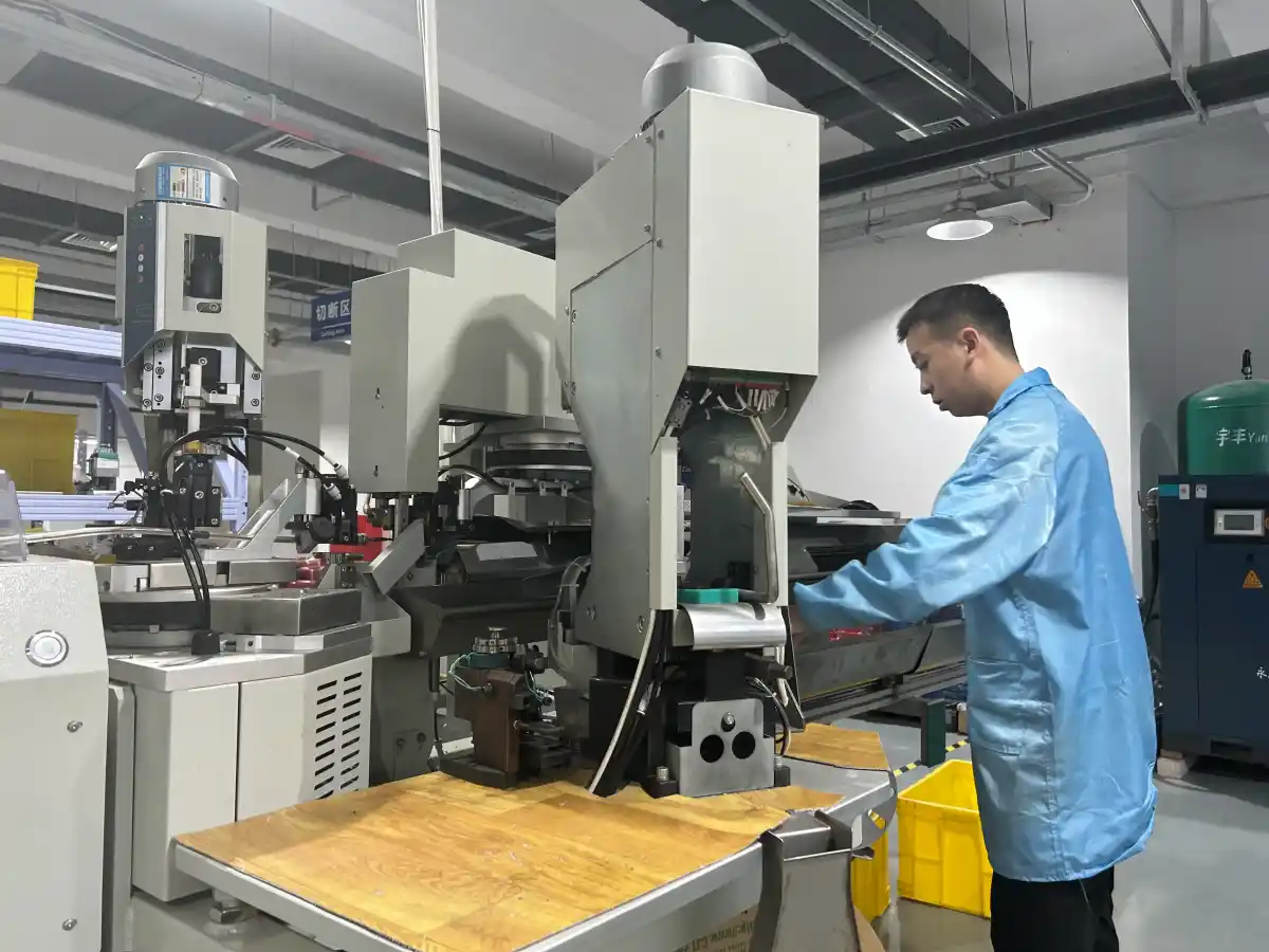 Автоматический станок