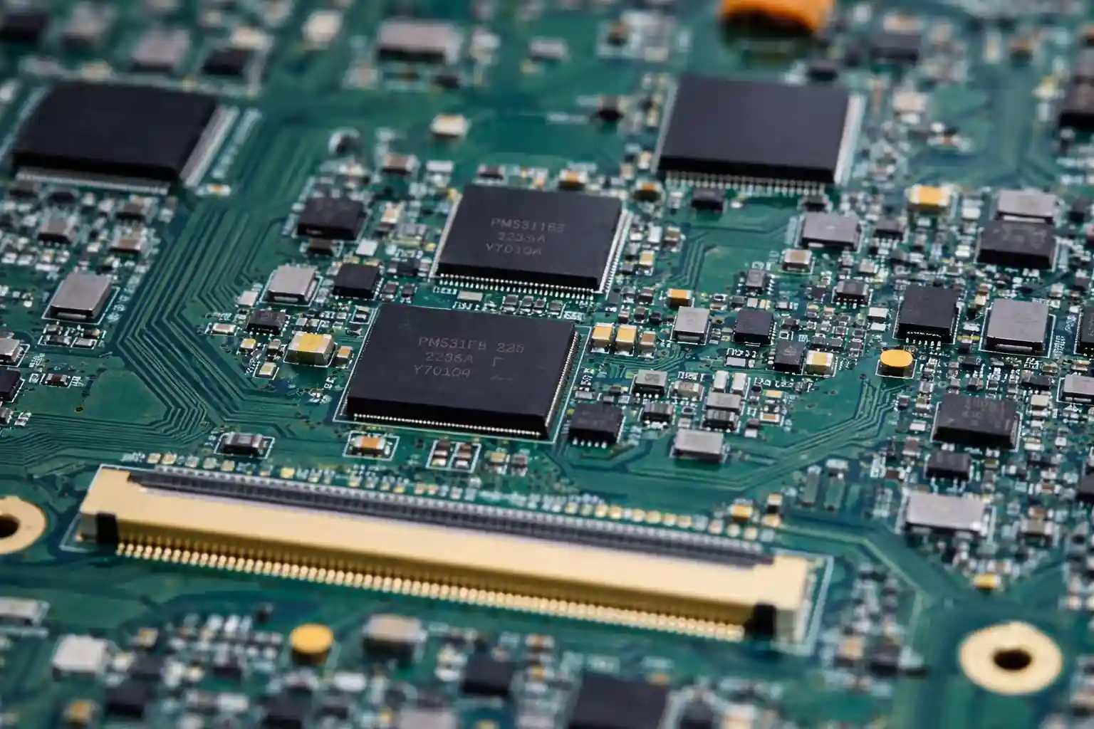 Смешанный монтаж (SMT + THT)